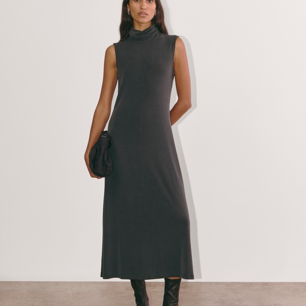 Everlane Madison Dress in Butterknit